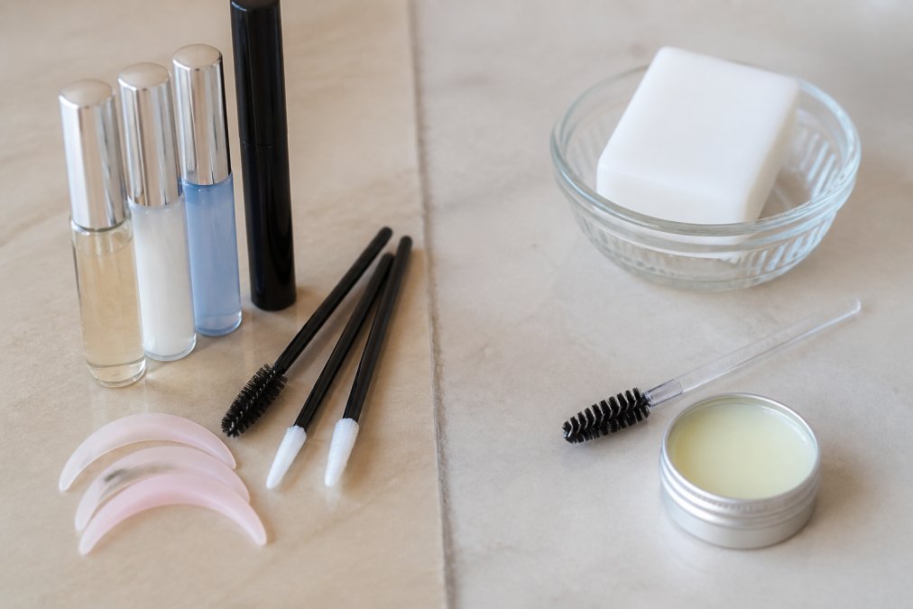 Brow Lamination vs Soap Brows: Which One Is Better?