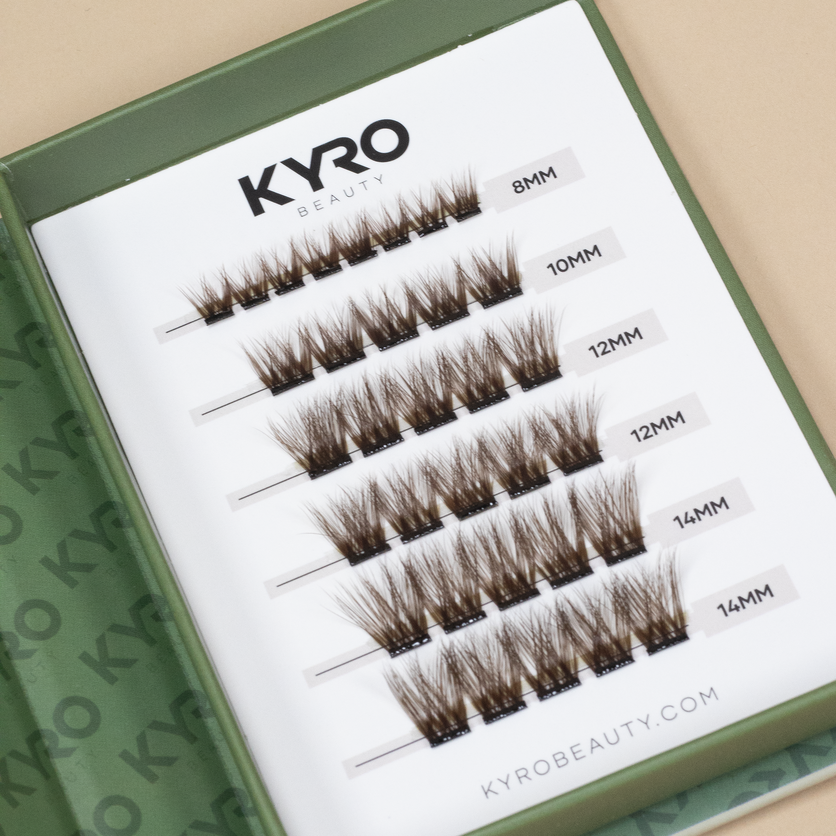 Starterkit Pre-Glued Whispy Medium (Brown) - Press-On Lashes