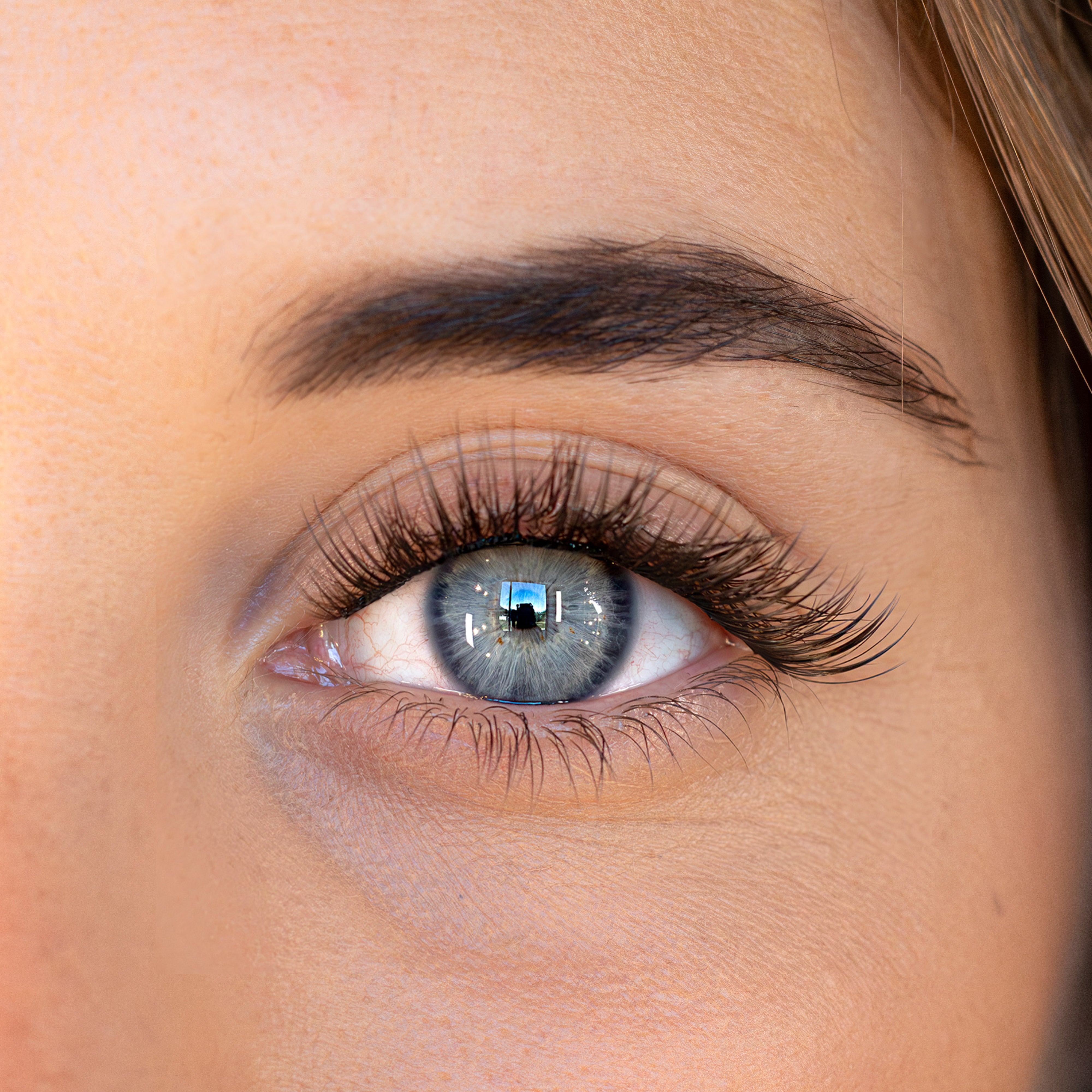 Pre-Glued Single Lashes Light Volume After